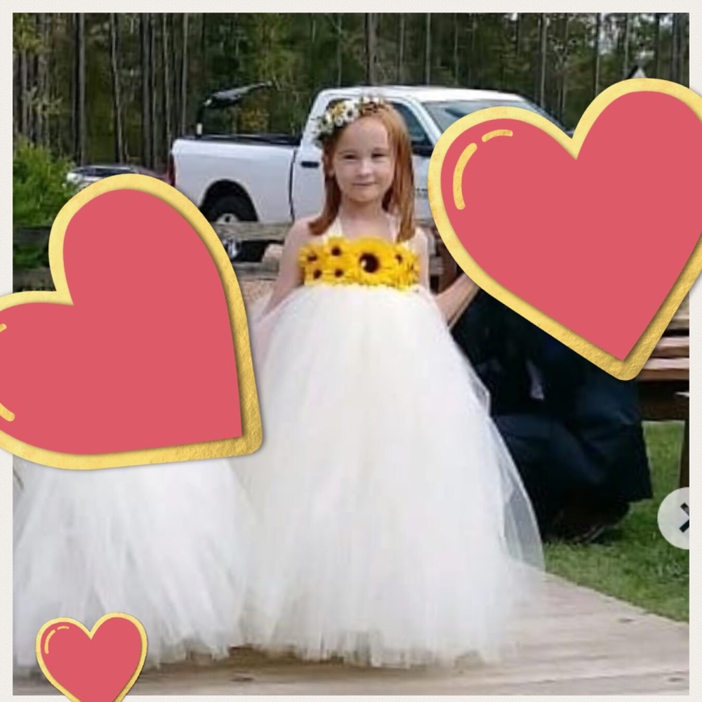 Ivory Sunflower Tutu Flower Girl Dress Size 6